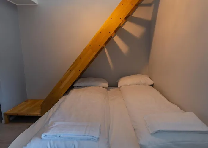 Istay - Kirkegardsvegen *